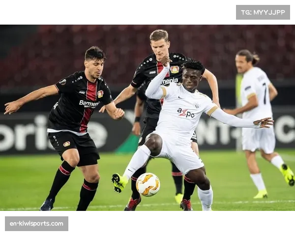 门兴格拉德巴赫高位防线承受对手反击风险